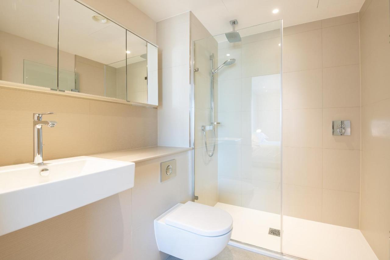 Elegant Victoria Home Close To Sloane Square By Underthedoormat London Eksteriør bilde