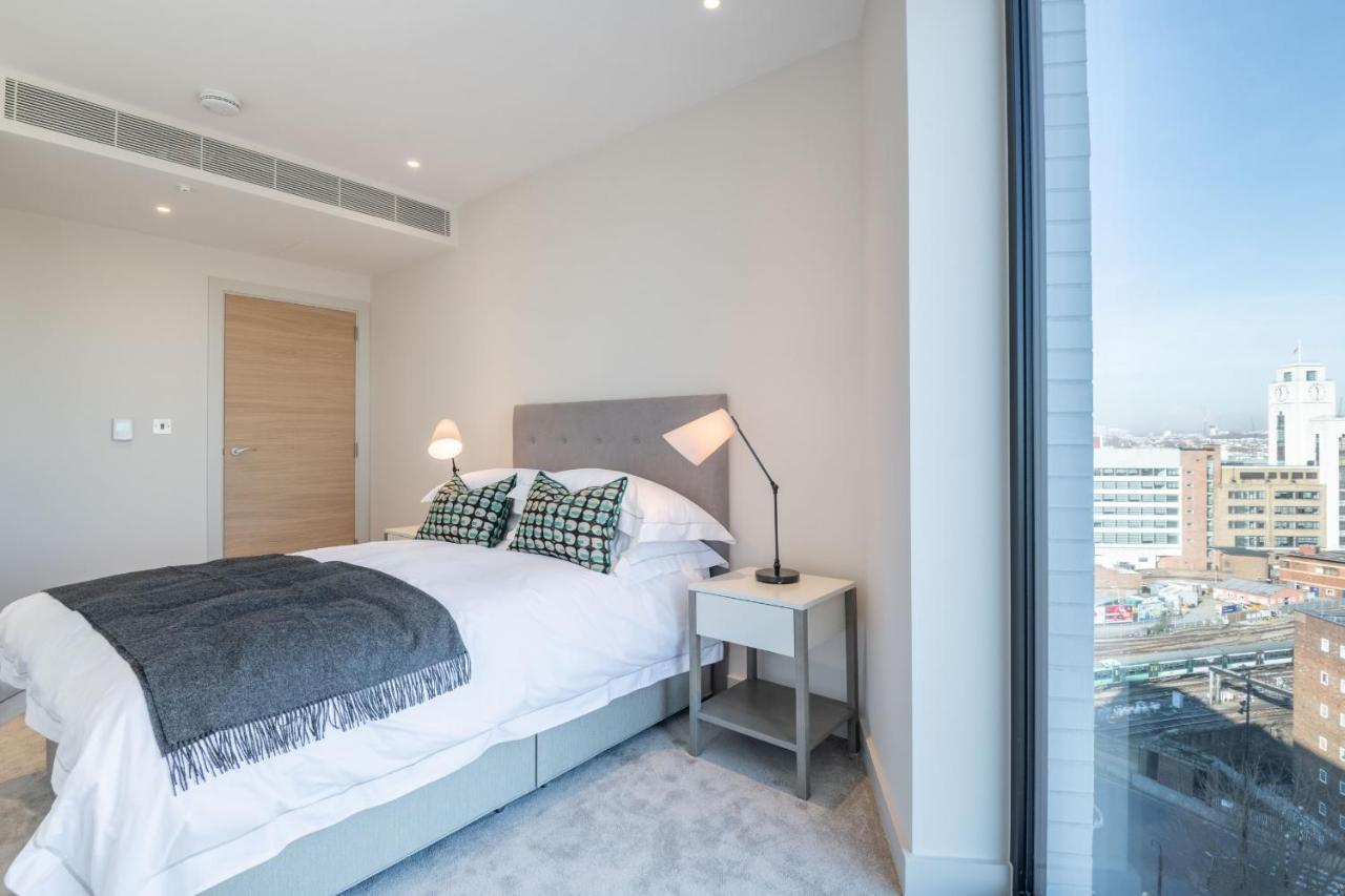 Elegant Victoria Home Close To Sloane Square By Underthedoormat London Eksteriør bilde