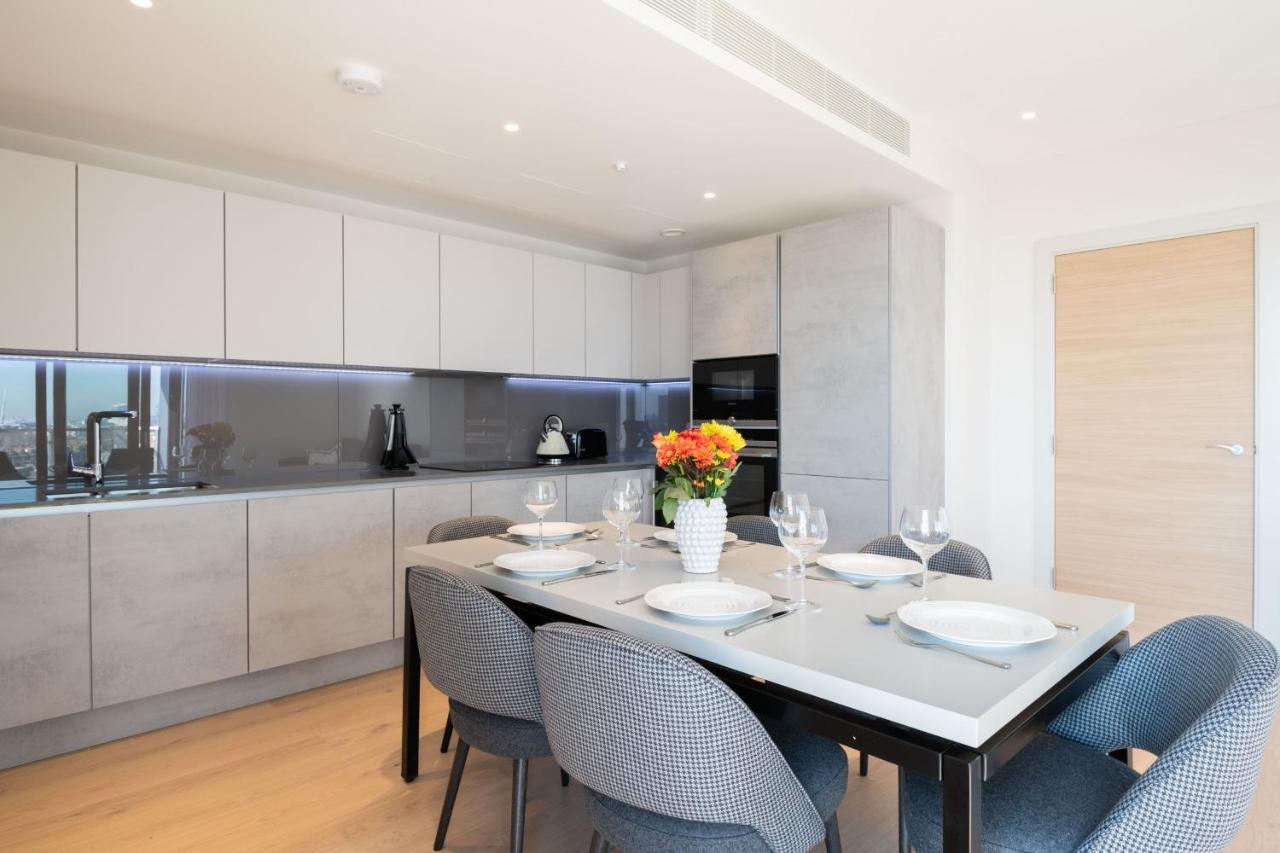 Elegant Victoria Home Close To Sloane Square By Underthedoormat London Eksteriør bilde